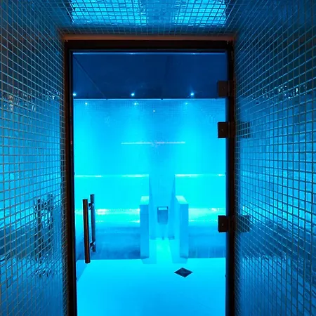 Hotel Harbour & Bristol