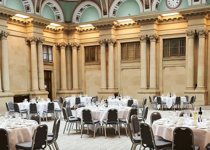 Harbour & بريستول