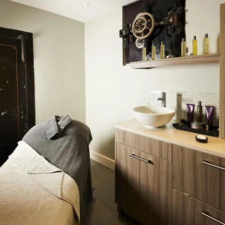 Harbour & 布里斯托