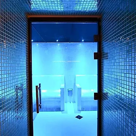 Hotel Harbour & 4*