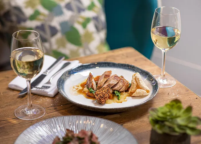 Harbour & Szálloda Bristol