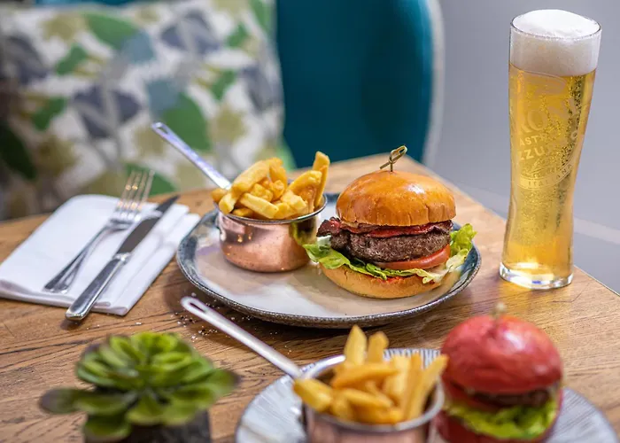 Hotel Harbour & Bristol