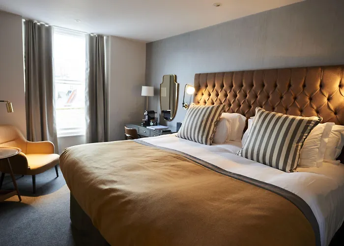 Otel Harbour & Bristol